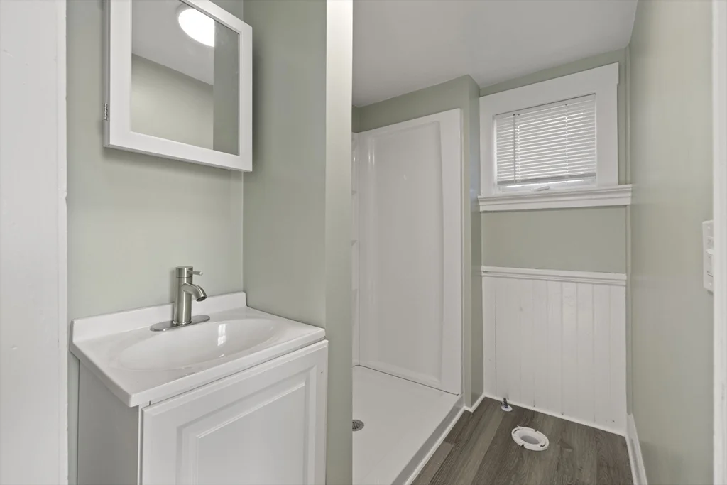 1 bed, 1 bath apartment for rent at 275 Market St Unit A, Rockland — photo 7 of 10