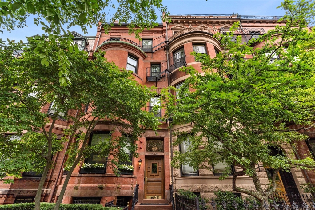 Studio bed, 1 bath apartment for rent at 275 Marlborough St Unit 2, Back Bay — photo 12 of 12