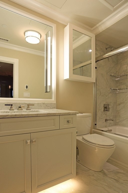 Studio bed, 1 bath apartment for rent at 275 Marlborough St Unit 2, Back Bay — photo 8 of 12