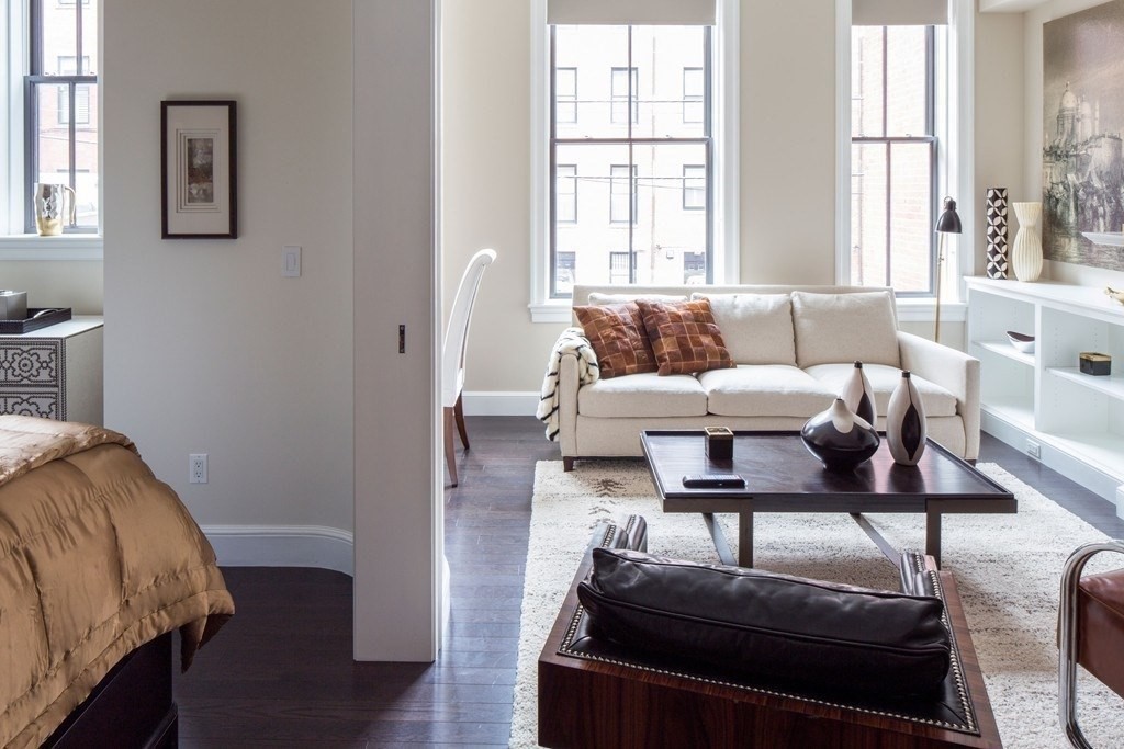 1 bed, 1 bath apartment for rent at 275 Marlborough St Unit 4, Back Bay — photo 3 of 13