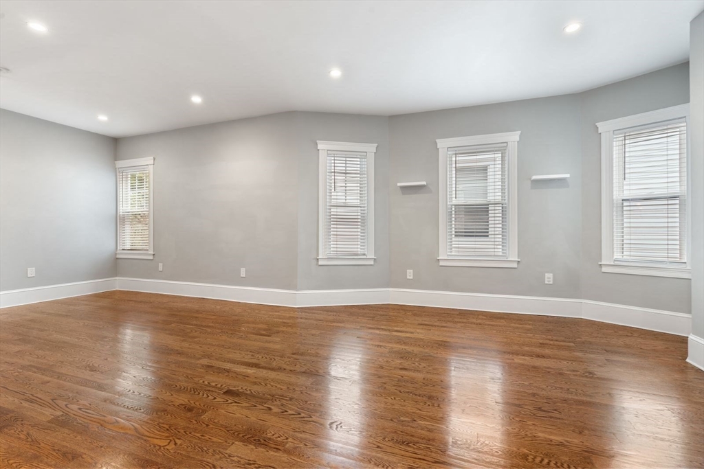 2 bed, 1 bath apartment for rent at 275 Minot St Unit 2, Dorchester — photo 9 of 41