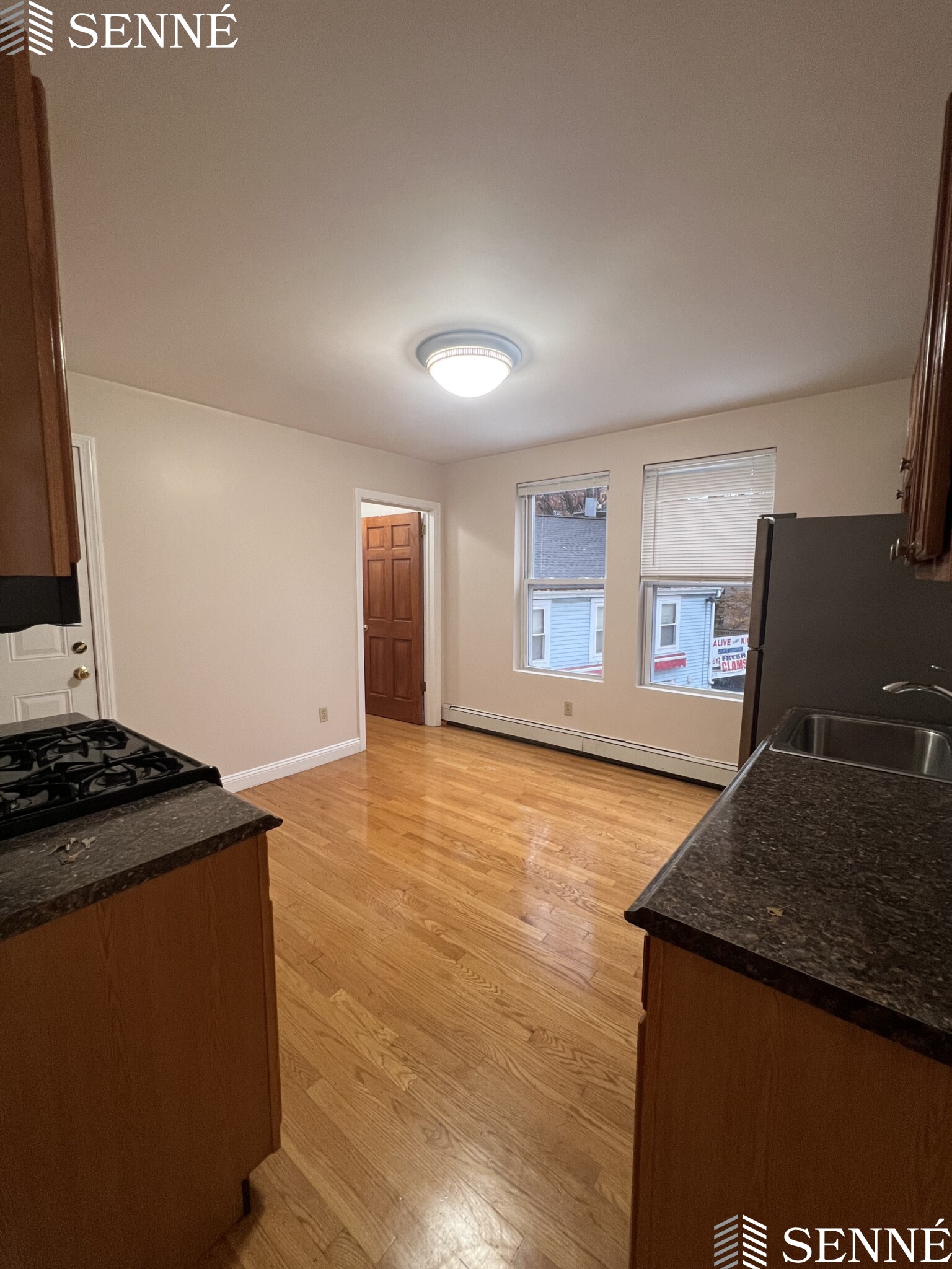 3 bed, 1 bath apartment for rent at 275 Putnam Ave Unit 3, Riverside — photo 3 of 17