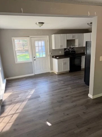 3 bed, 1 bath apartment for rent at 275 Richmond St Unit 1, Taunton — photo 3 of 5