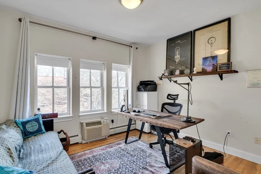 3 bed, 2 bath apartment for rent at 275 River St Unit 3, Cambridgeport — photo 9 of 12