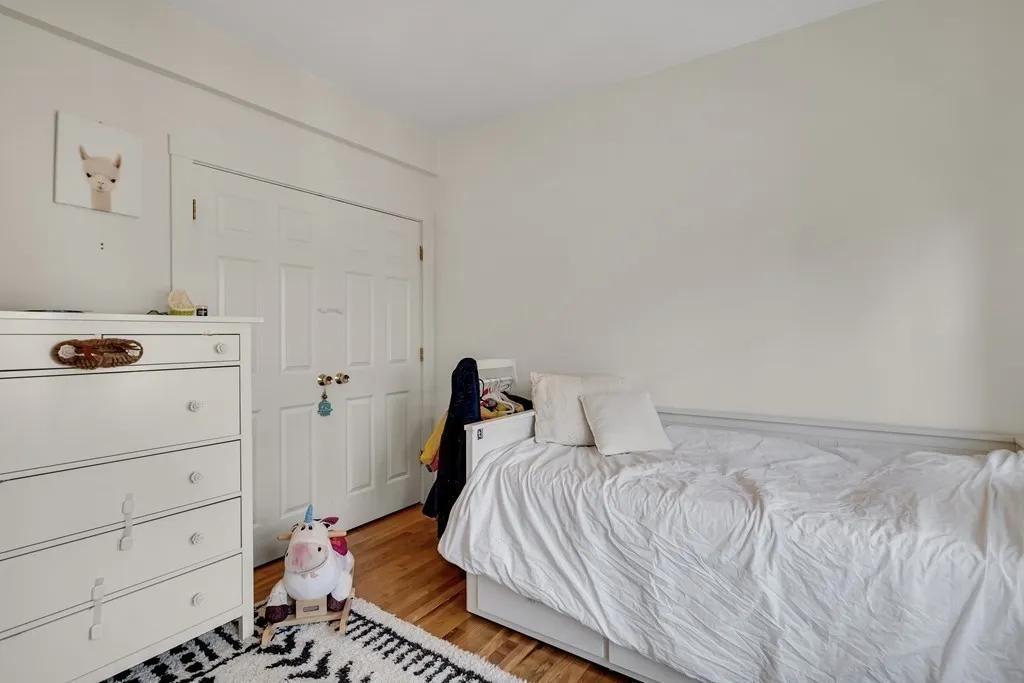 3 bed, 2 bath apartment for rent at 275 River St Unit 3, Cambridgeport — photo 8 of 12