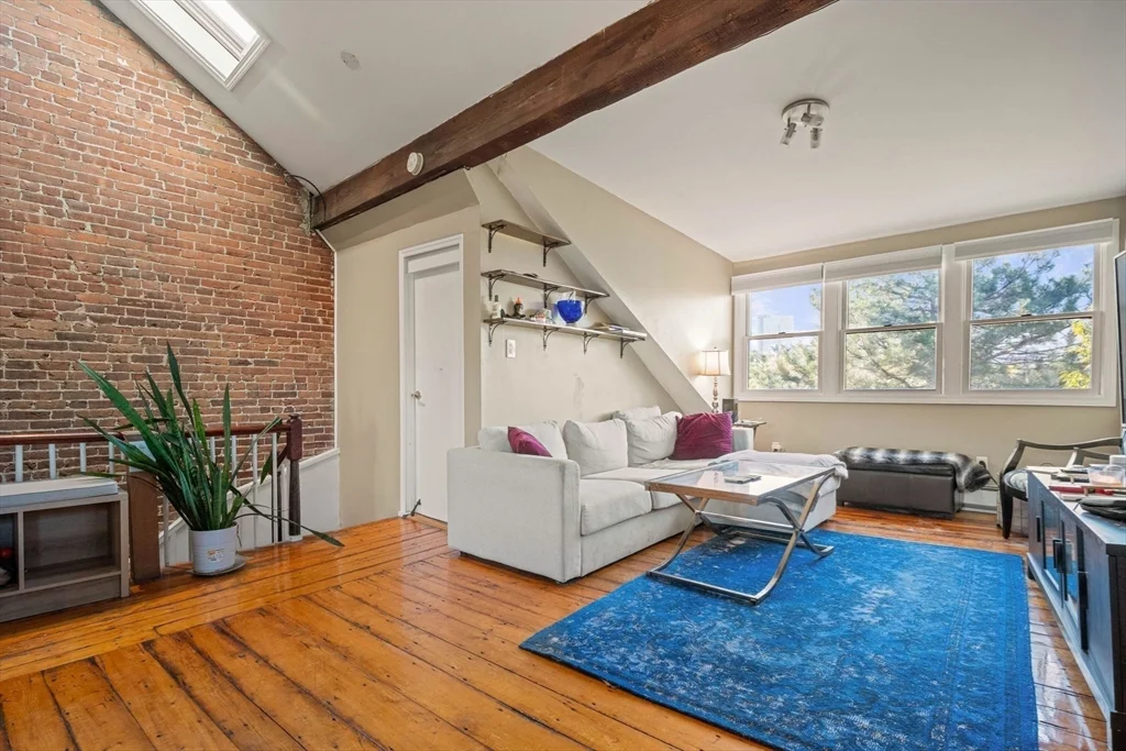 2 bed, 2 bath apartment for rent at 275 Shawmut Ave Unit 3, South End — photo 6 of 22