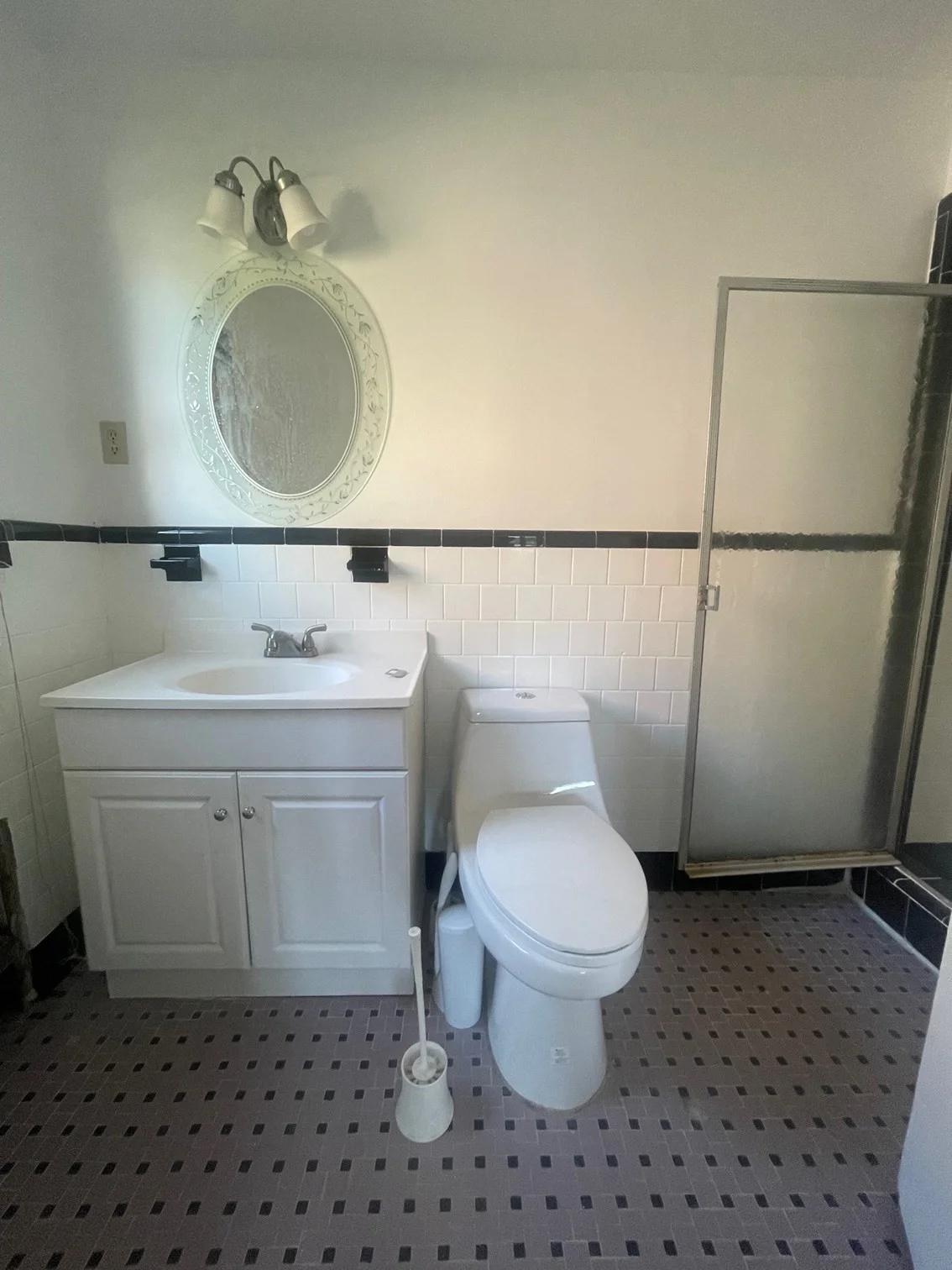 4 bed, 2 bath apartment for rent at 275 Tappan St Unit 2, Brookline Hills — photo 16 of 18