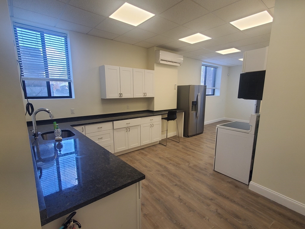 3 bed, 1 bath apartment for rent at 276 Adams St Unit 1, Dorchester — photo 1 of 16