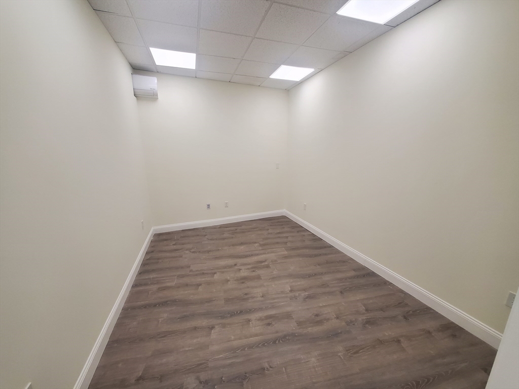 3 bed, 1 bath apartment for rent at 276 Adams St Unit 1, Dorchester — photo 12 of 16