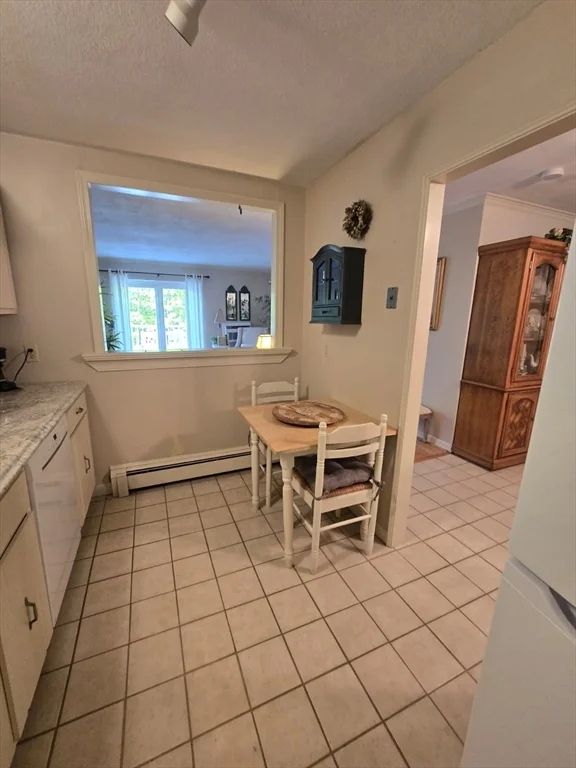 2 bed, 1 bath apartment for rent at 276 Albion St Unit 22, Wakefield — photo 1 of 38