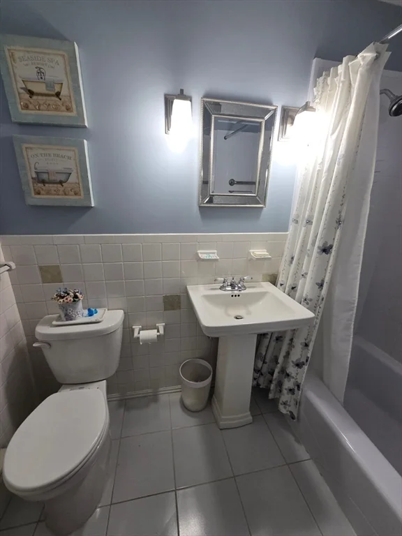 2 bed, 1 bath apartment for rent at 276 Albion St Unit 22, Wakefield — photo 8 of 38