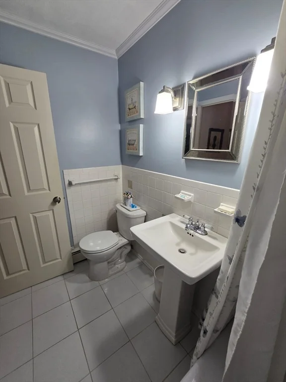 2 bed, 1 bath apartment for rent at 276 Albion St Unit 22, Wakefield — photo 3 of 38