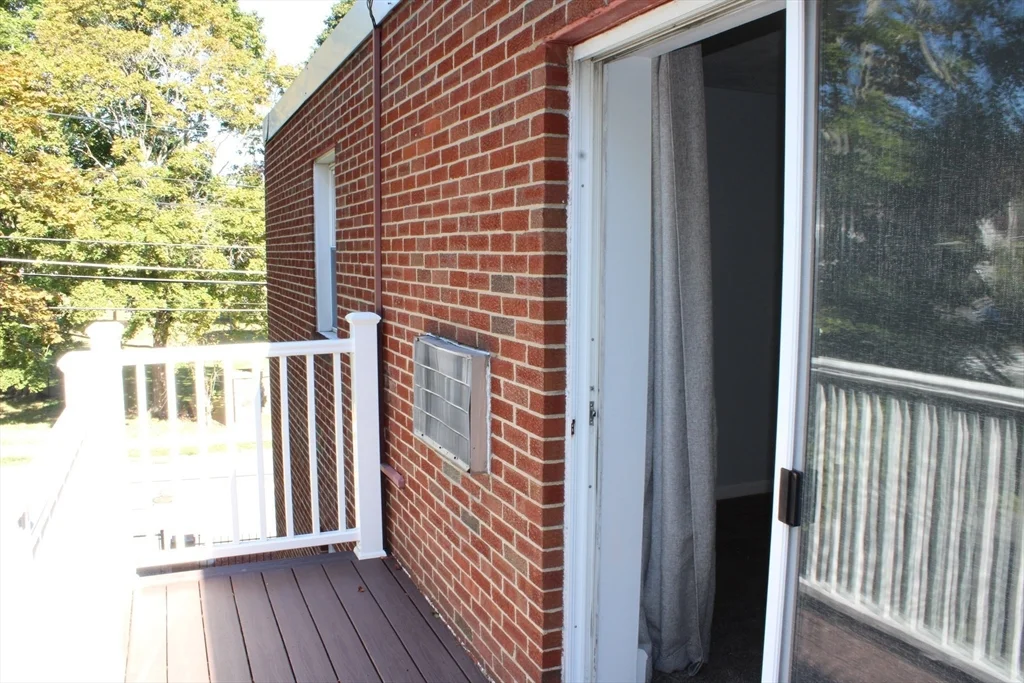 2 bed, 1 bath apartment for rent at 276 Albion St Unit 24, Wakefield — photo 8 of 20