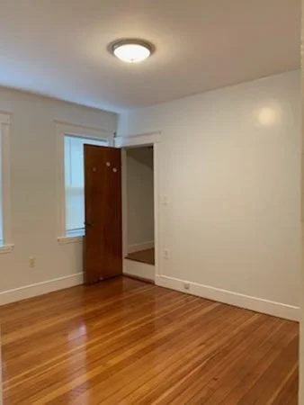 2 bed, 1 bath apartment for rent at 276 Billings St Unit 1, Quincy — photo 7 of 8