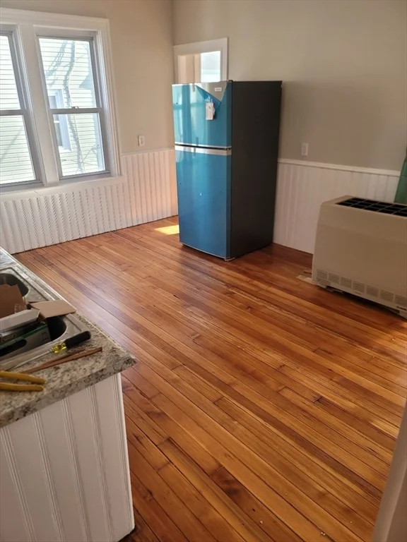 3 bed, 1 bath apartment for rent at 276 Cambridge St Unit 2, Fall River — photo 6 of 8
