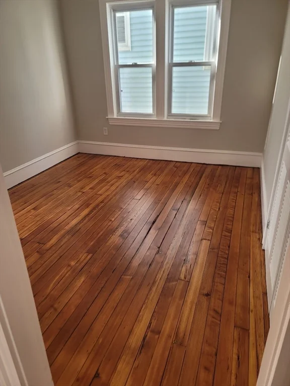 3 bed, 1 bath apartment for rent at 276 Cambridge St Unit 2, Fall River — photo 3 of 8