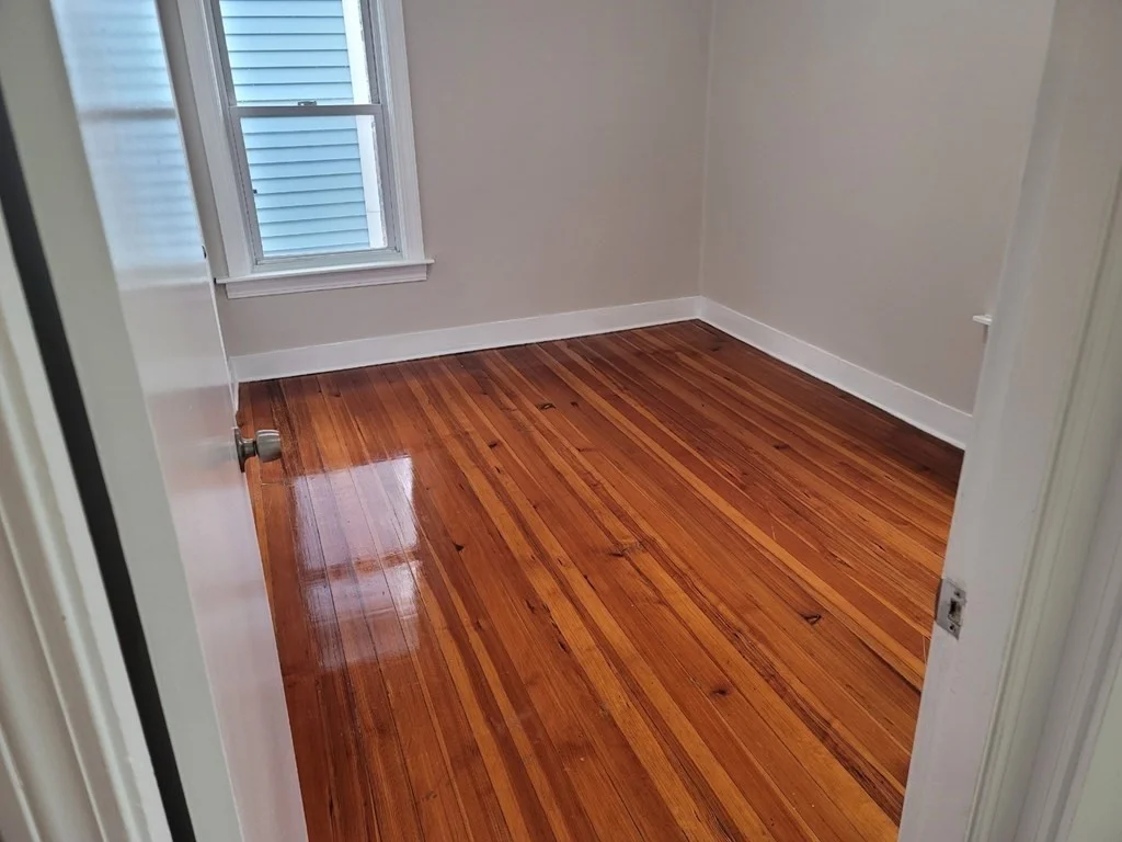 3 bed, 1 bath apartment for rent at 276 Cambridge St Unit 3, Fall River — photo 8 of 11
