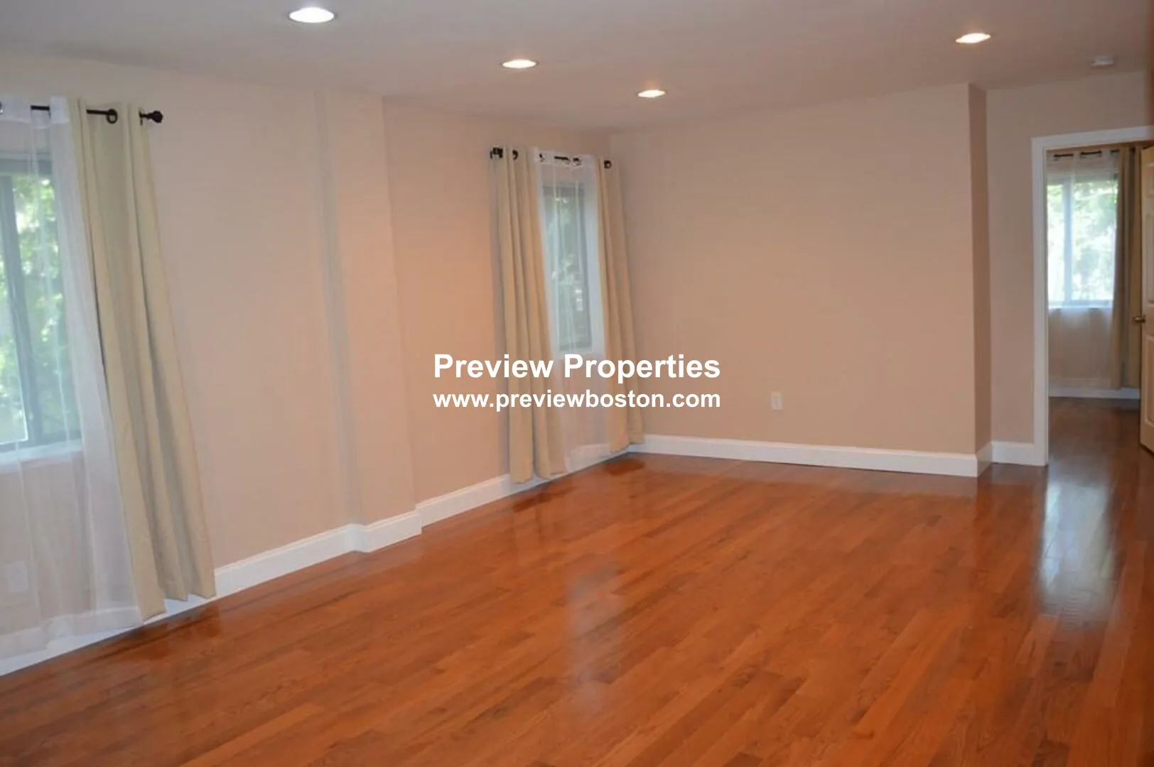 3 bed, 1.5 bath apartment for rent at 276 Chestnut Hill Ave Unit 13P, Brighton — photo 3 of 13