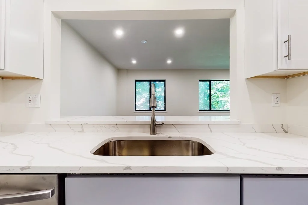 2 bed, 1 bath apartment for rent at 276 Chestnut Hill Ave Unit 25, Brighton — photo 6 of 21