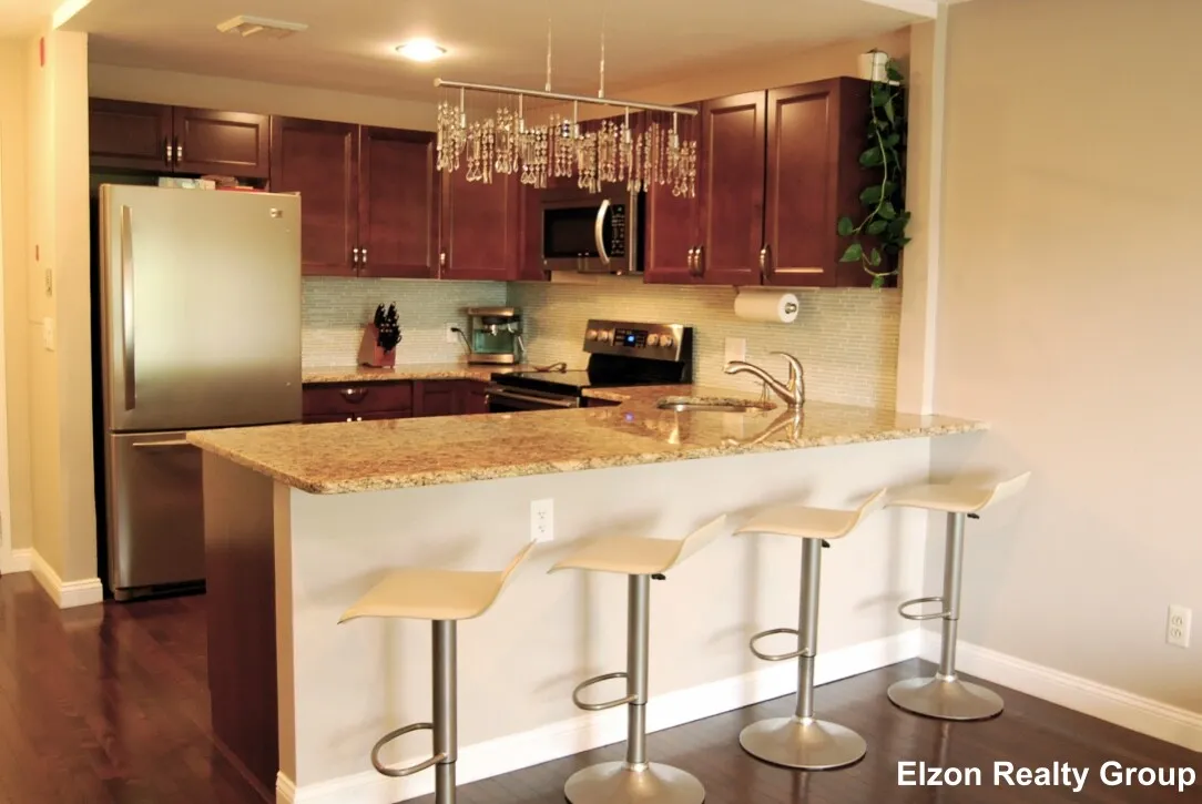 1 bed, 1 bath apartment for rent at 276 Chestnut Hill Ave Unit 26, Brighton — photo 4 of 14