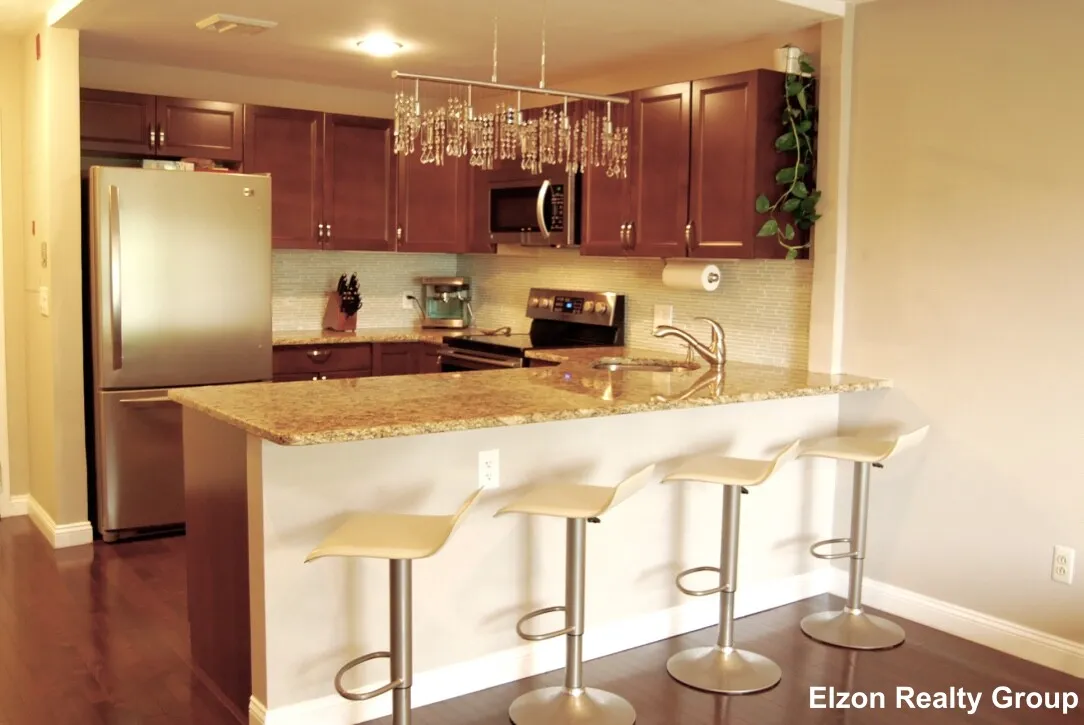 1 bed, 1 bath apartment for rent at 276 Chestnut Hill Ave Unit 26, Brighton — photo 2 of 14