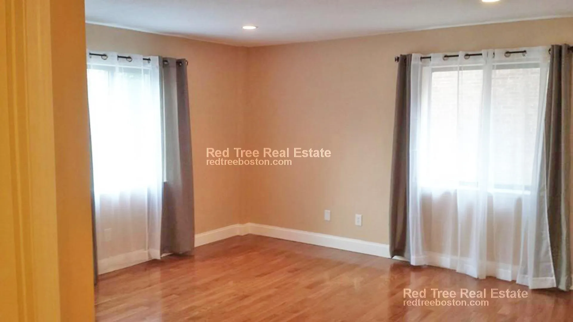 3 bed, 1.5 bath apartment for rent at 276 Chestnut Hill Ave Unit 3, Brighton — photo 5 of 10