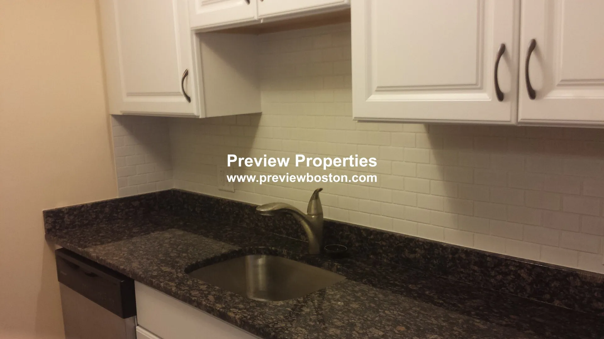 3 bed, 1.5 bath apartment for rent at 276 Chestnut Hill Ave Unit 3P, Brighton — photo 3 of 18
