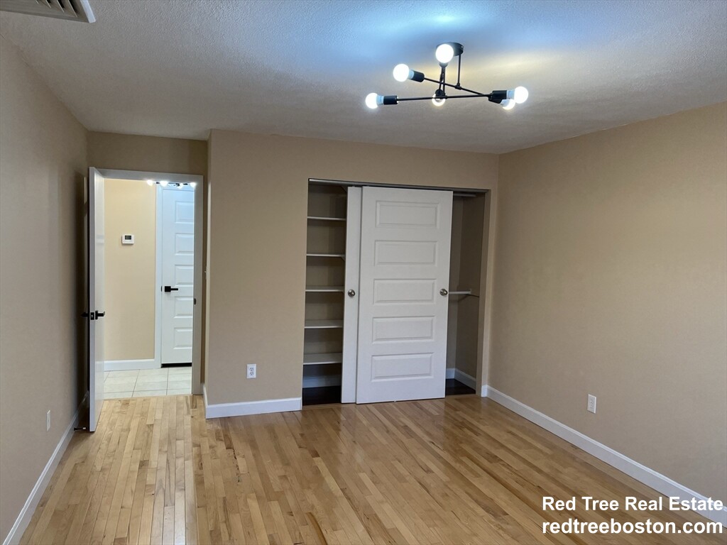 1 bed, 1.5 bath apartment for rent at 276 Chestnut Hill Ave Unit 5, Brighton — photo 4 of 9