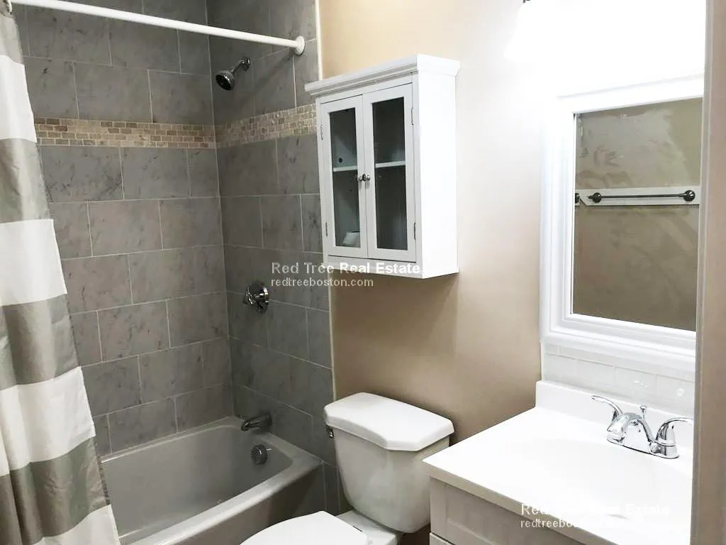 3 bed, 1.5 bath apartment for rent at 276 Chestnut Hill Ave Unit 9, Brighton — photo 9 of 13