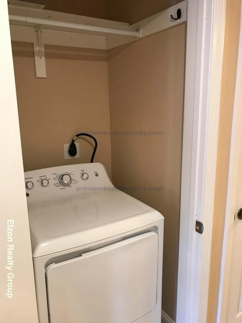 3 bed, 1.5 bath apartment for rent at 276 Chestnut Hill Ave Unit 9P, Brighton — photo 13 of 19