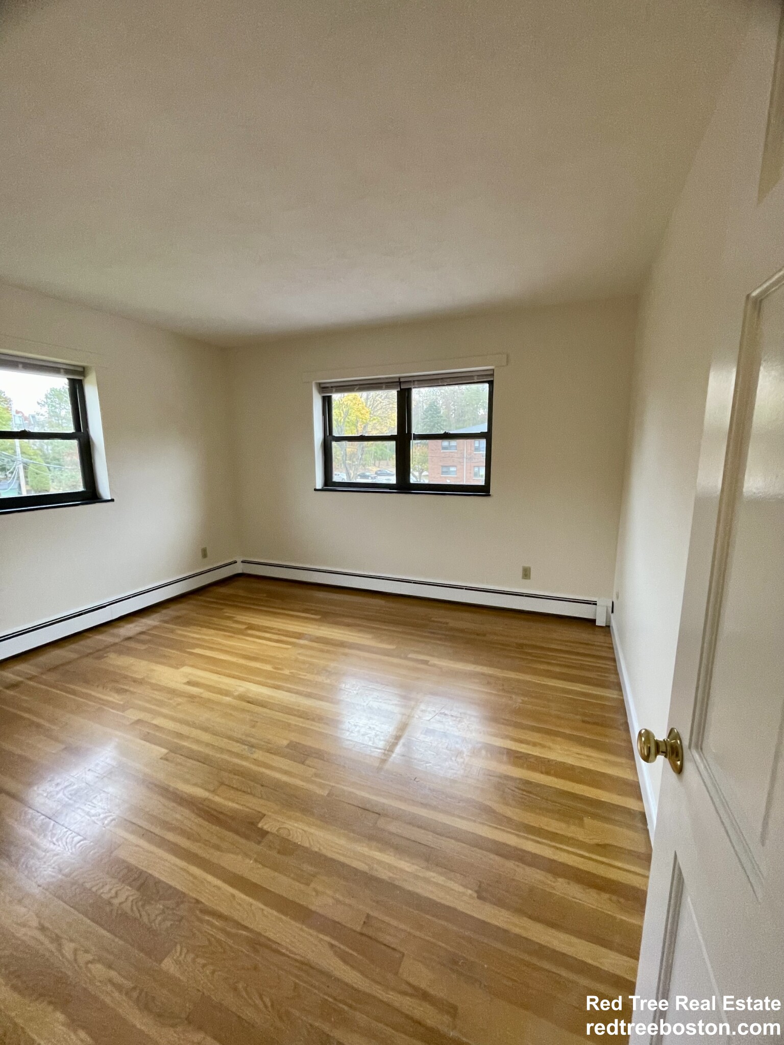 2 bed, 1 bath apartment for rent at 276 Grove St Unit 8, Auburndale — photo 6 of 14