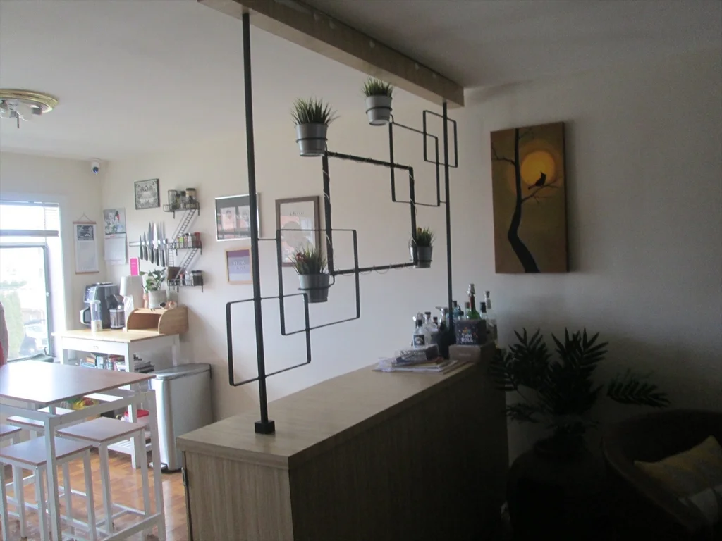 1 bed, 1 bath apartment for rent at 276 Mass Ave Unit 304, Arlington — photo 4 of 4