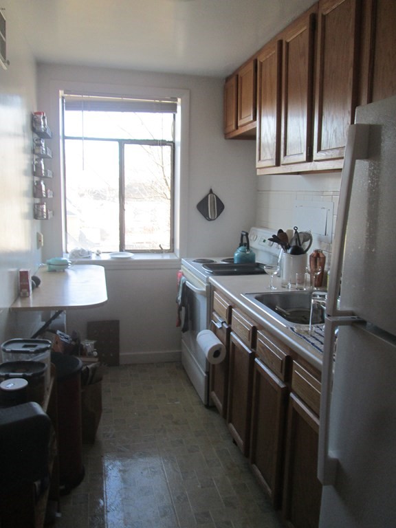 1 bed, 1 bath apartment for rent at 276 Massachusetts Ave Unit 510, Arlington — photo 3 of 8