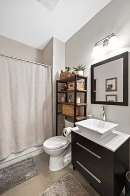 2 bed, 1 bath apartment for rent at 276 Princeton St Unit 1, East Boston — photo 11 of 23