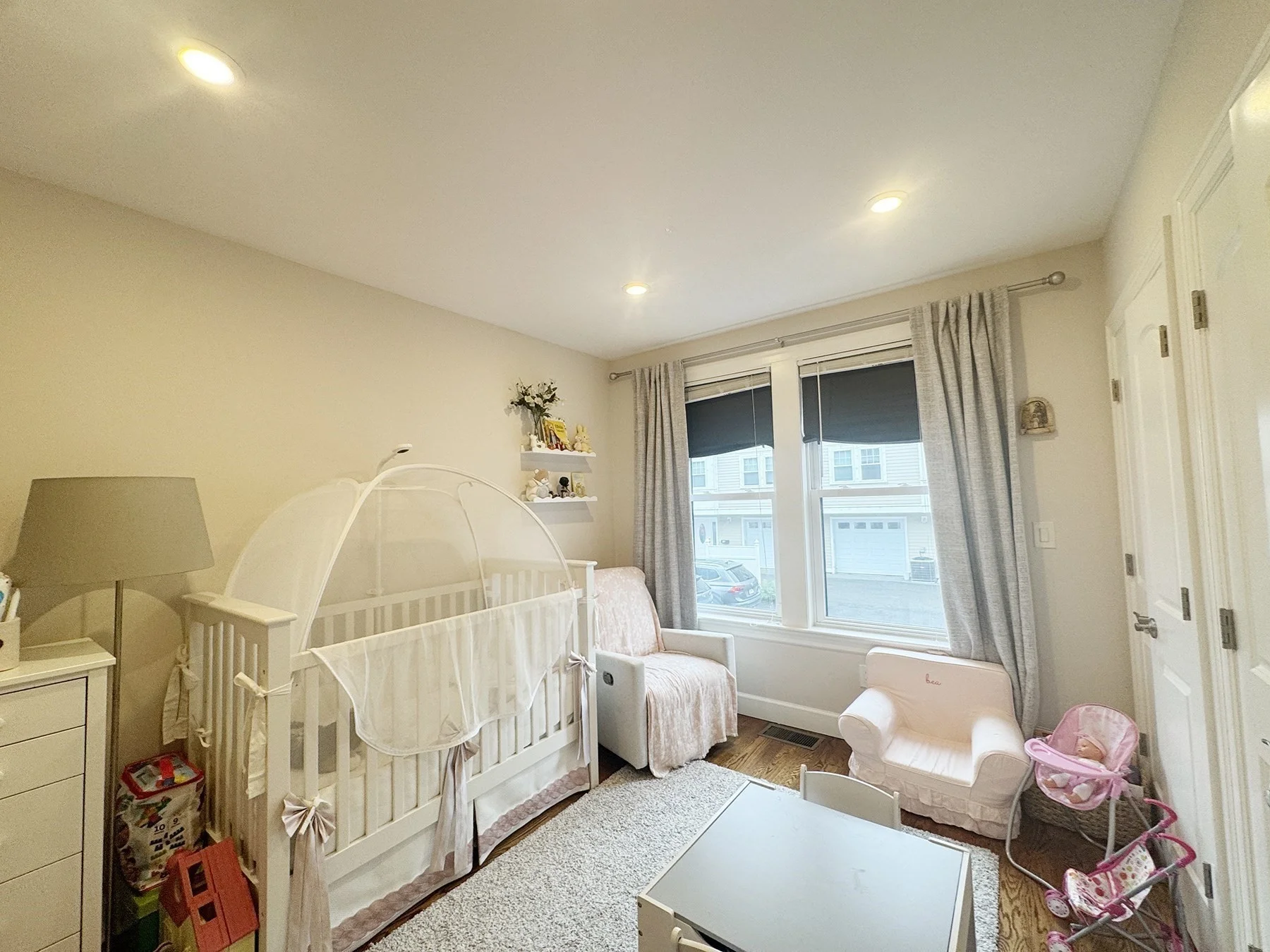 3 bed, 2 bath apartment for rent at 276 Sumner St Unit 1, East Boston — photo 20 of 28