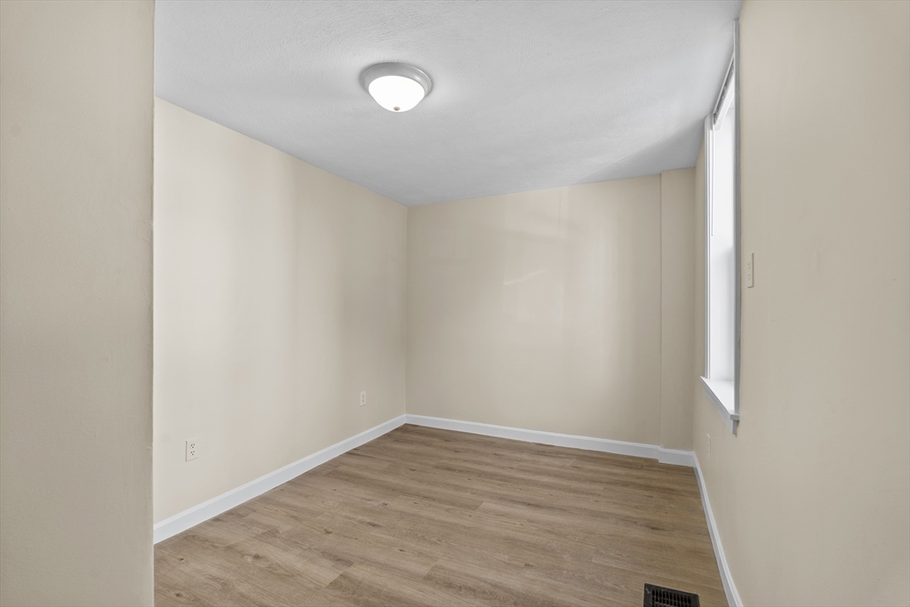 1 bed, 1 bath apartment for rent at 274-276 W 3rd St Unit 1, South Boston — photo 8 of 13