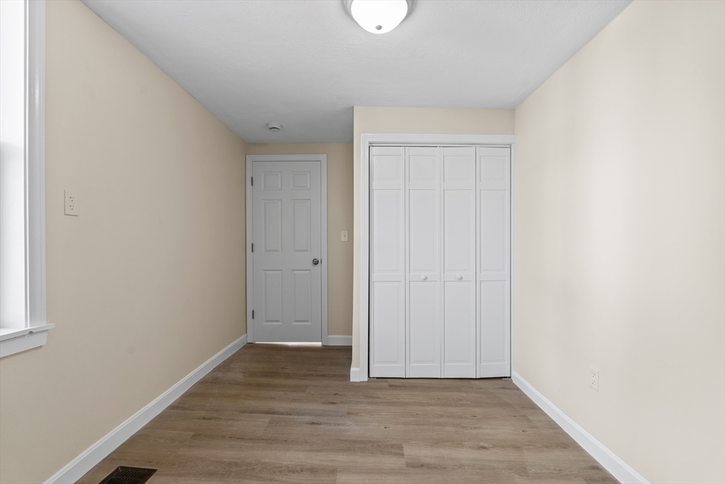 1 bed, 1 bath apartment for rent at 274-276 W 3rd St Unit 1, South Boston — photo 10 of 13