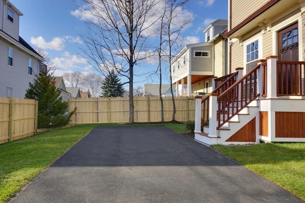 3 bed, 3 bath apartment for rent at 276 Waverley Ave Unit 1, Watertown — photo 16 of 17