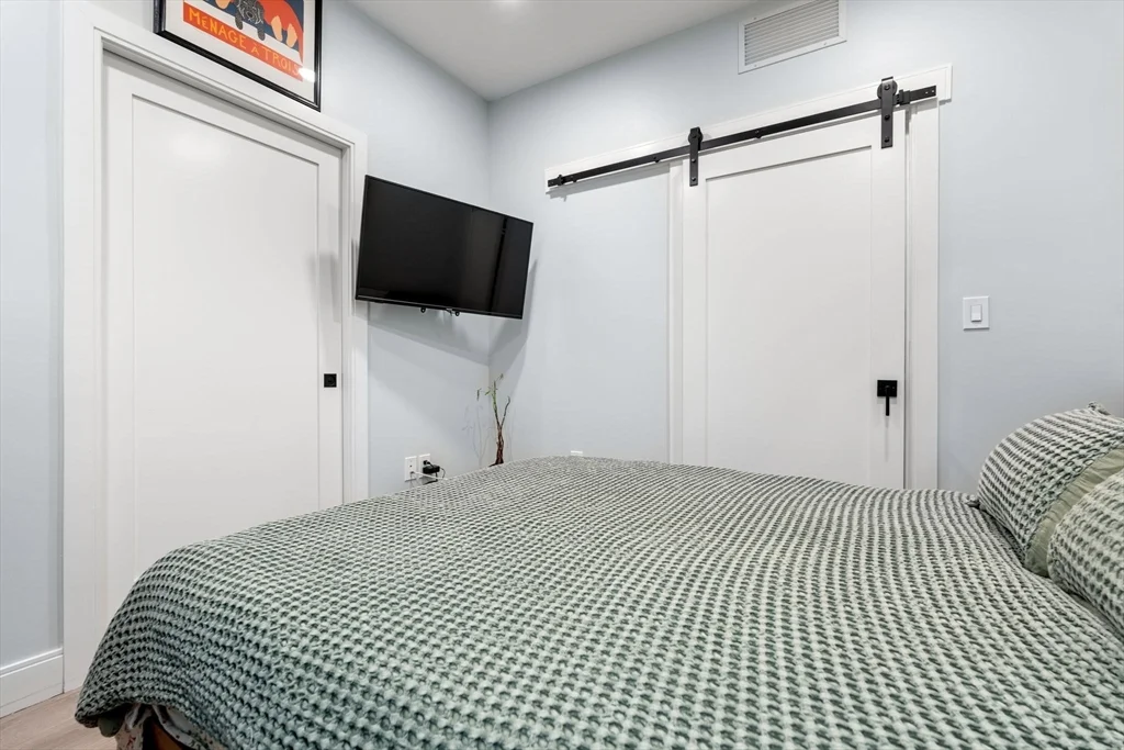 1 bed, 1 bath apartment for rent at 277 Border St Unit 203, East Boston — photo 8 of 20
