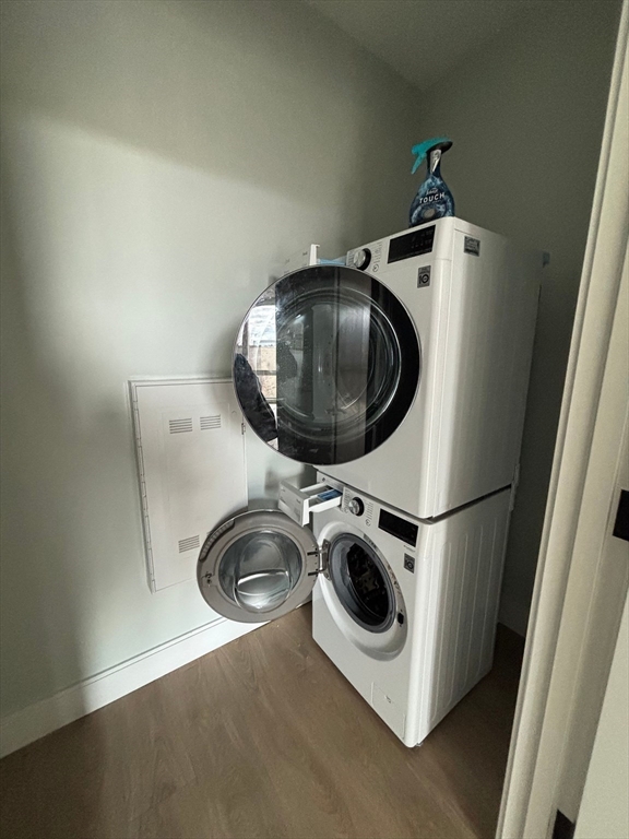 1 bed, 1 bath apartment for rent at 277 Border St Unit 405, Central Square — photo 3 of 7