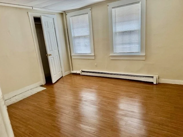 4 bed, 1 bath apartment for rent at 277 E Merrimack St Unit 1, Lowell — photo 13 of 15