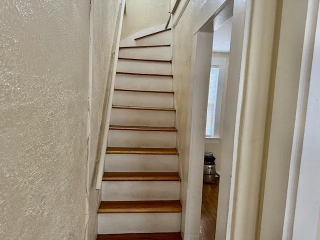 4 bed, 1 bath apartment for rent at 277 E Merrimack St Unit 1, Lowell — photo 14 of 15