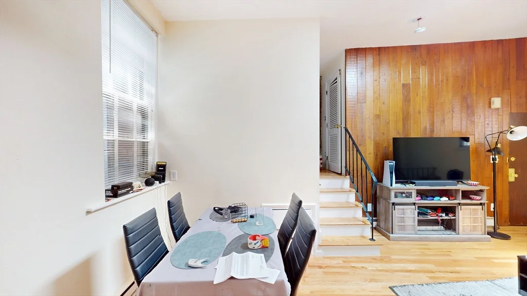 2 bed, 1 bath apartment for rent at 277 Marlborough St Unit CH, Back Bay — photo 7 of 22