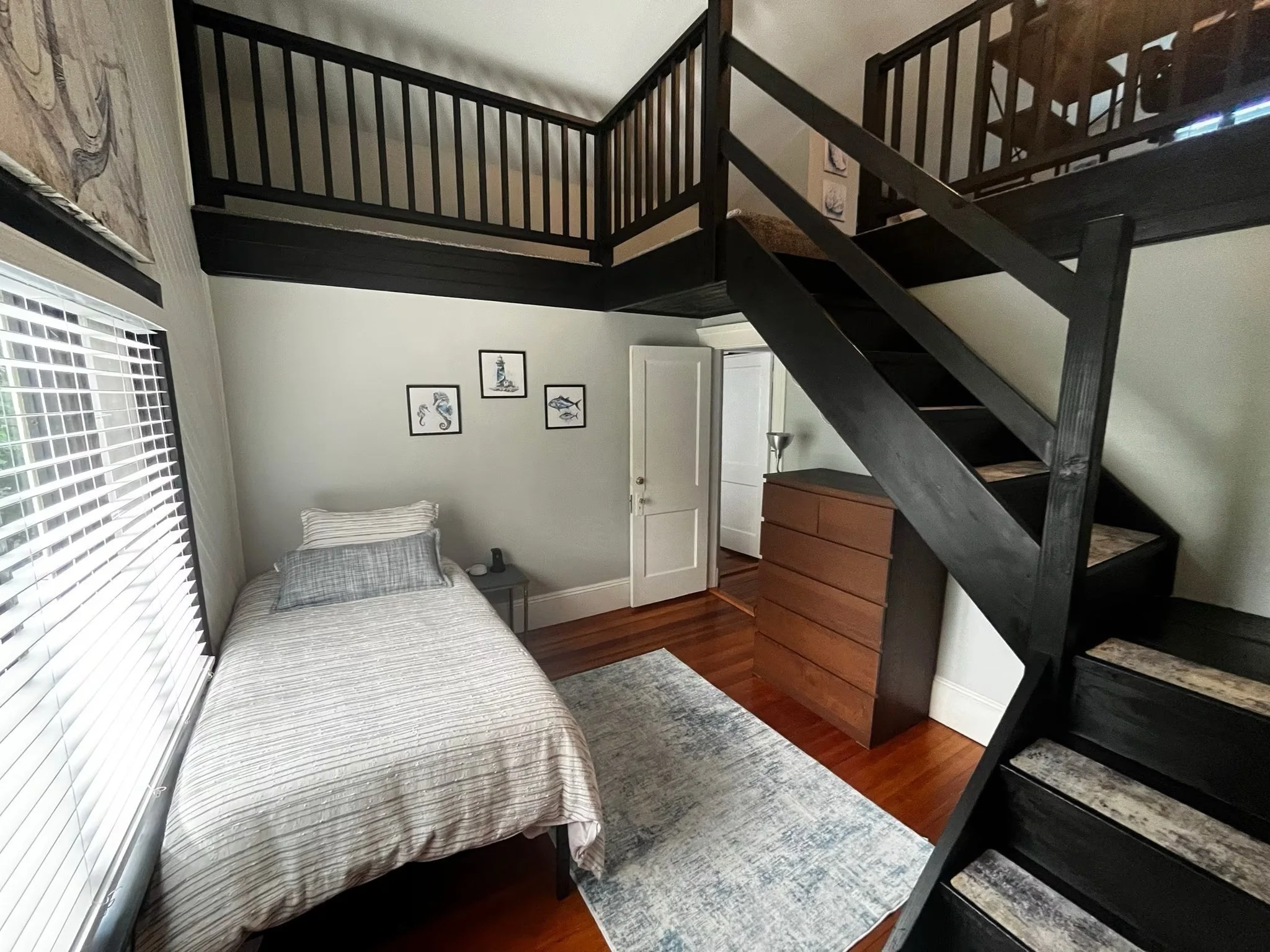 3 bed, 1 bath apartment for rent at 277 Pleasant St, Marblehead — photo 10 of 18
