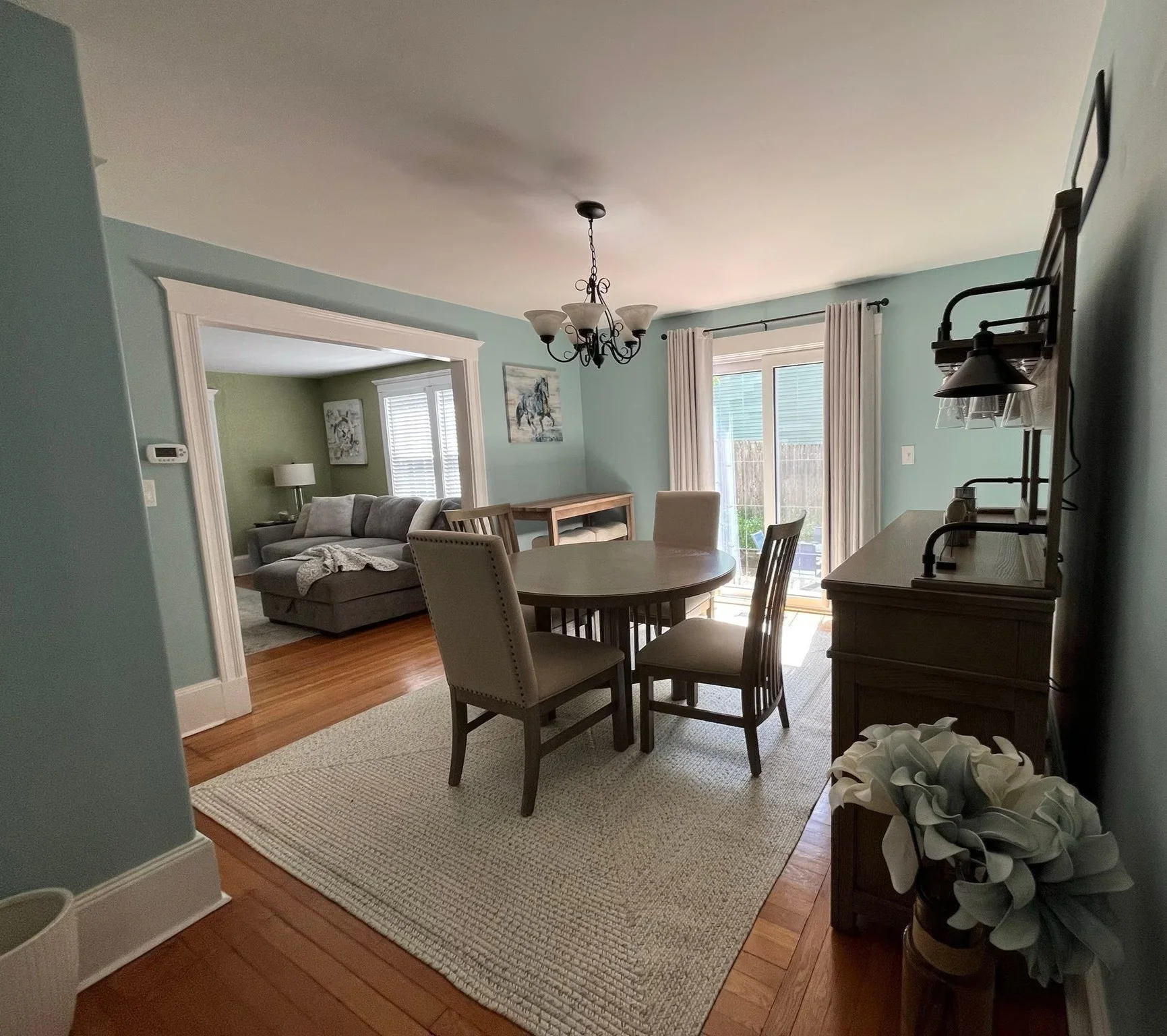 3 bed, 1 bath apartment for rent at 277 Pleasant St, Marblehead — photo 7 of 18