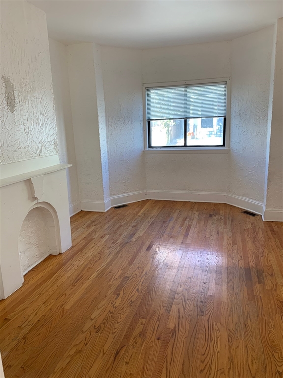 2 bed, 1 bath apartment for rent at 277 Princeton St Unit 3, Boston — photo 7 of 8