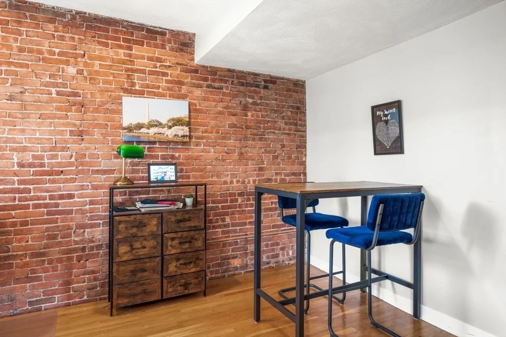 2 bed, 1 bath apartment for rent at 277 Shawmut Ave Unit 4, South End — photo 9 of 22