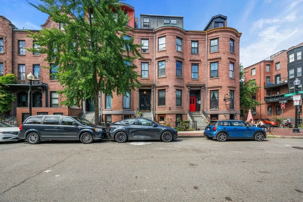 2 bed, 1 bath apartment for rent at 277 Shawmut Ave Unit 4, South End — photo 21 of 22