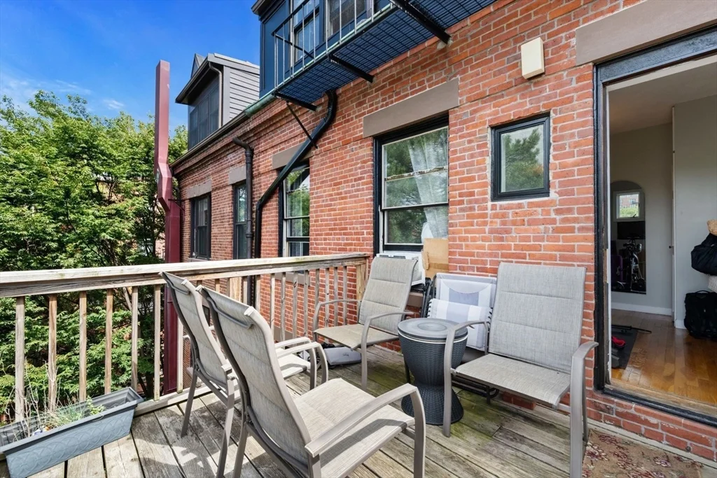 2 bed, 1 bath apartment for rent at 277 Shawmut Ave Unit 4, South End — photo 16 of 22