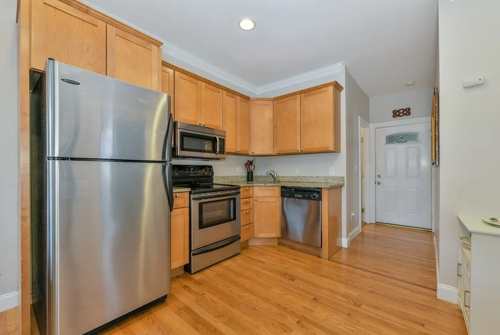 2 bed, 1 bath apartment for rent at 277 Silver Unit 2, South Boston — photo 2 of 12